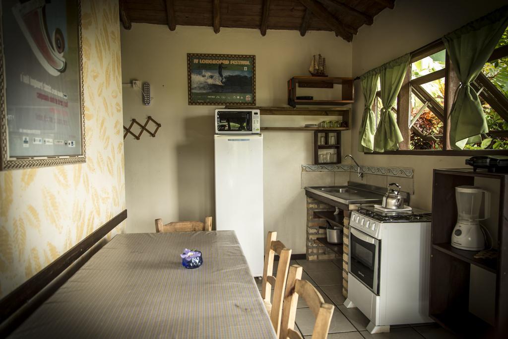 Pousada Vale Verde Bungalows - Praia Do Rosa - Sc ห้อง รูปภาพ