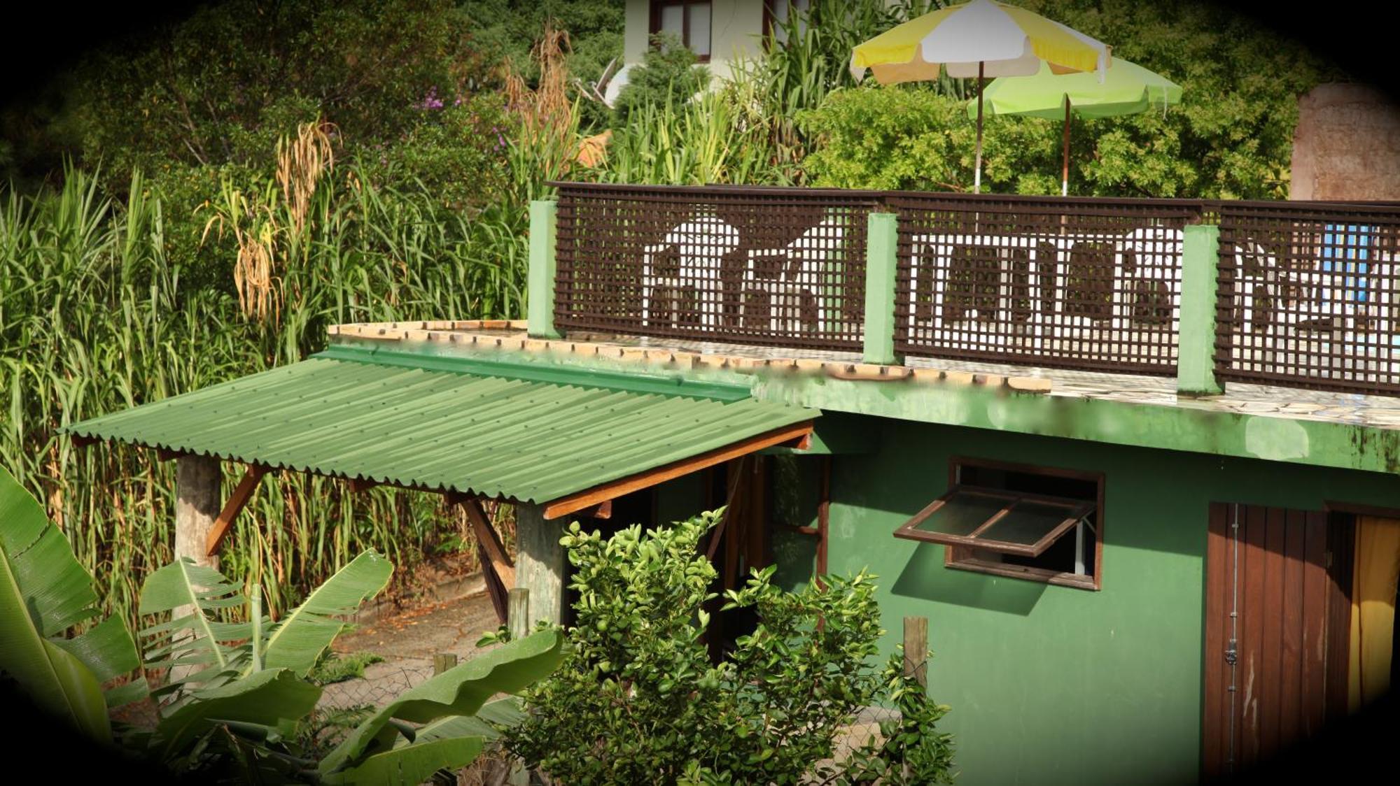 Pousada Vale Verde Bungalows - Praia Do Rosa - Sc ภายนอก รูปภาพ