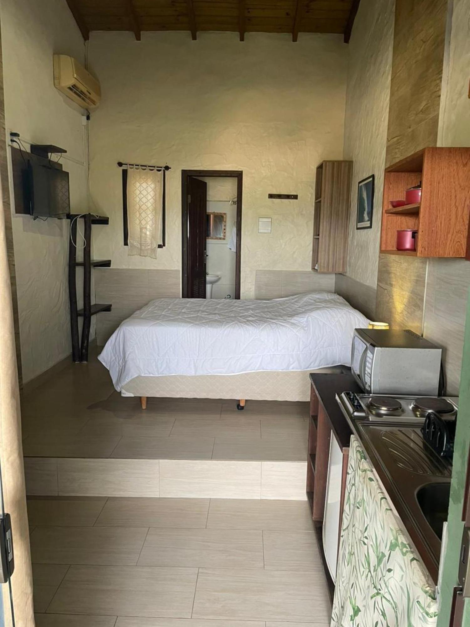 Pousada Vale Verde Bungalows - Praia Do Rosa - Sc ภายนอก รูปภาพ