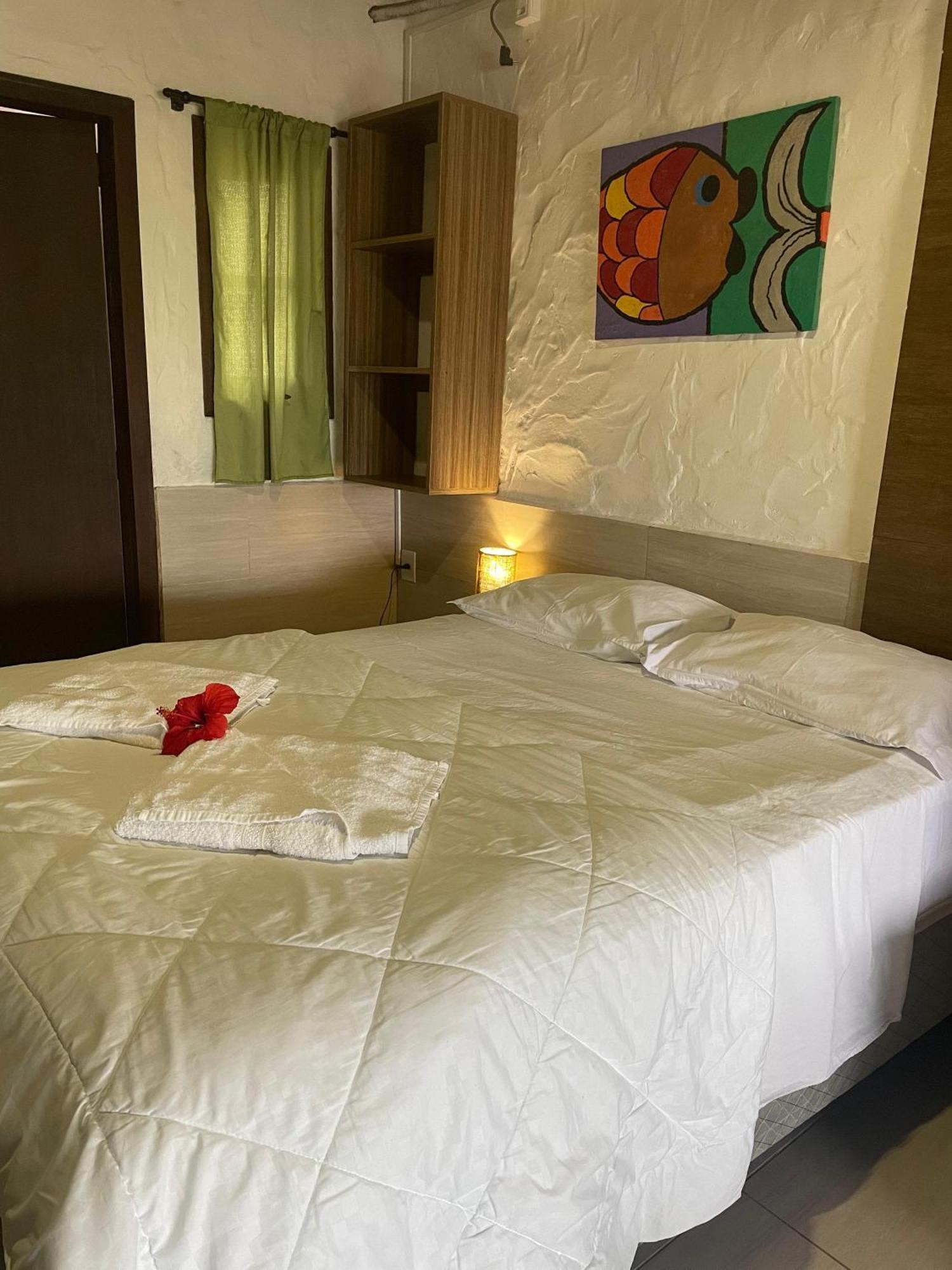 Pousada Vale Verde Bungalows - Praia Do Rosa - Sc ภายนอก รูปภาพ