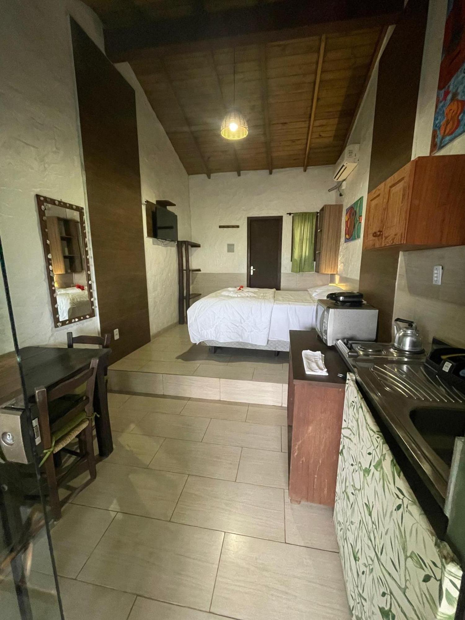 Pousada Vale Verde Bungalows - Praia Do Rosa - Sc ภายนอก รูปภาพ